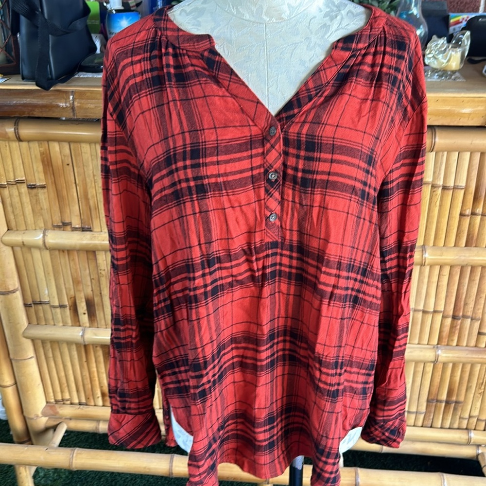 Universal Thread half buttons long sleeve dress shirt - Picture 6 of 13